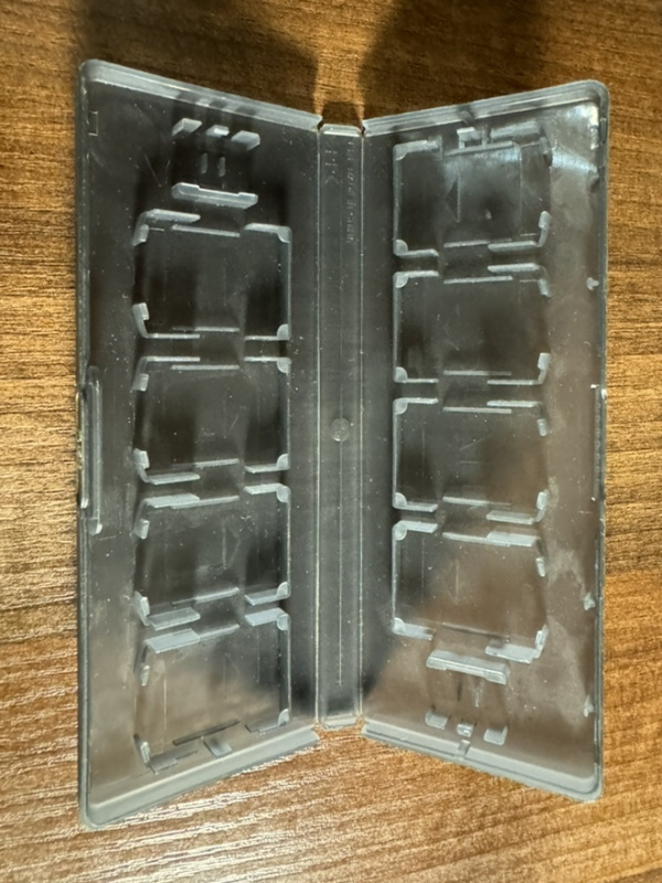 картинка Кейс игр PS VITA на 8 игр 1 шт.. Купить Кейс игр PS VITA на 8 игр 1 шт. в магазине 66game.ru